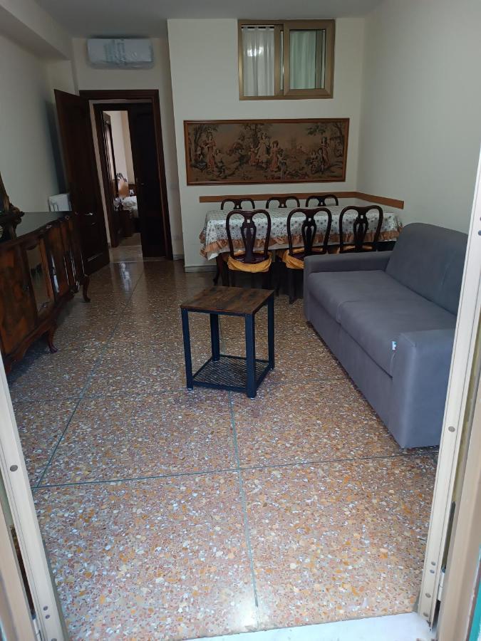 Hortis Apartment, 5 Persone, 2 Camere, Balcone, Metro C E Tram Per Il Centro Roma Exterior foto