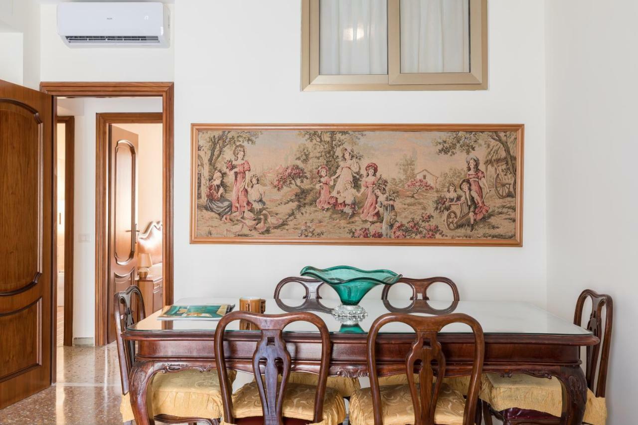 Hortis Apartment, 5 Persone, 2 Camere, Balcone, Metro C E Tram Per Il Centro Roma Exterior foto
